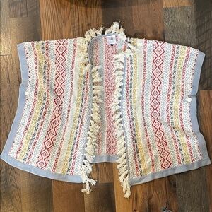 CAbi Love, Carol Collection Siesta Poncho Sweater sz XS/S